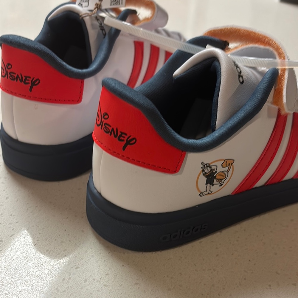 Adidas Donald Duck Disney Collaboration Sneakers with Adidas Signature Stripes - Picture 3 of 6